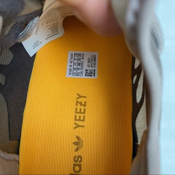 Yeezy Boost 350 V2 Mono Mist - Picture 8 of 9